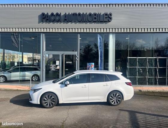 TOYOTA COROLLA TOYOTA COROLLA XII TOURING SPORTS HYBRIDE 184H 8CV DESIGN